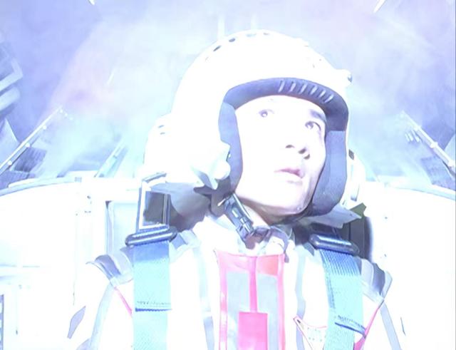 迪迦奥特曼全程解析，格尔赞和美尔巴登场，发光的迪迦