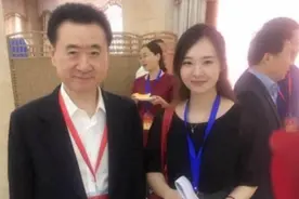 万达最“神秘”女秘书，月休15天，年薪百万，仅为王健林一人服务图片