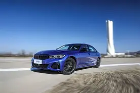 「测试」从容的力量 BMW 330Li xDrive M运动曜夜套装图片