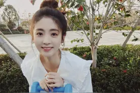 小个子女孩的穿搭雷区？总是容易穿成五五分，老是被人家说是学生图片