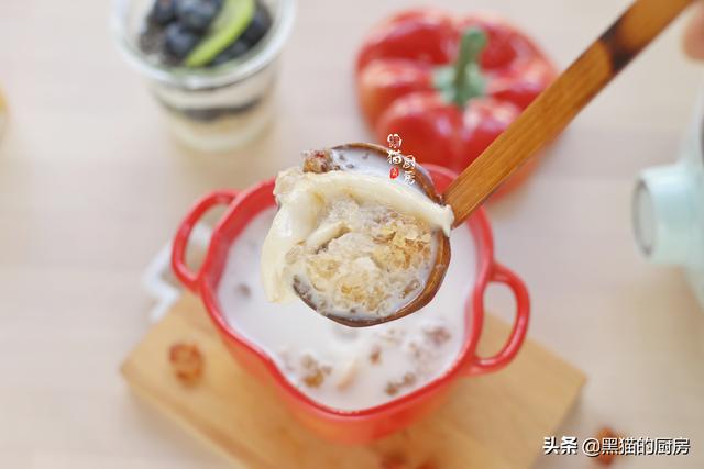 椰子汁花胶汤 2026年椰子水煲花胶