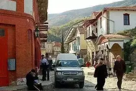 世界唯一“男儿国”，很多人一辈子没见过女人，该如何维持人口？图片
