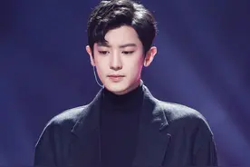 「帅哥合集」朴灿烈-夏日甜西男友图片