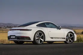 保时捷 911 Carrera （992）图片