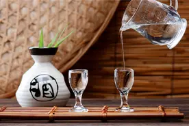 世界上最烈的5种酒，中国仅有一种上榜，网友：闻着都上头图片