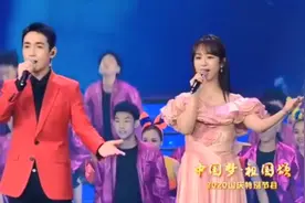 国庆晚会礼服盘点，AB张天爱同台拼高定，杨紫穿冷门小众却惊艳图片