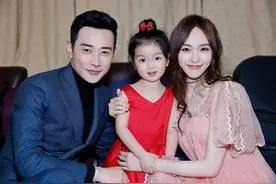 原来生的不是双胞胎，唐嫣炫耀女儿太粘人，可见罗晋特别宠爱女儿图片