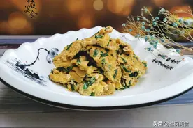 鱼籽营养超过鱼肉，却经常被白白扔掉，这样简单一炒都美味图片