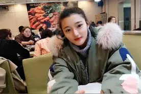 “最嫩奶奶”火了，被误认是未婚少女，奶奶：我大孙子9月份上学图片