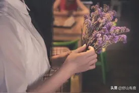 上天早已把一切安排妥当：你急，急不来，不如静默安然，静待花开图片