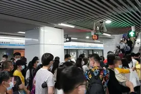 中部之光！长沙地铁5月1日客流强度 全国第一图片