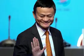 马云蝉联中国首富！胡润全球富豪榜公布：马化腾第二，李嘉诚第四图片
