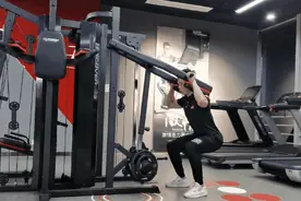 健身房器材综合训练器 DISCOVER 1060肌肉训练教程图片