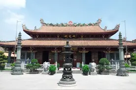 广东一座不要门票的寺庙，号称粤东地区第一古刹，香火鼎盛图片