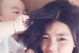 娃聪不聪明，婴儿时期就初见端倪，这些表现多数为“天生”高智商图片