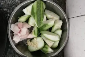 丝瓜炒肉片的做法图片
