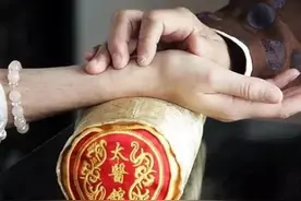 “喜脉”是怎样摸出来的？中医表示，其实很简单，孕妇自己也能摸图片