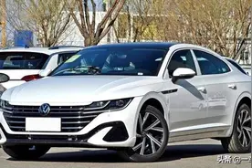 大众CC 330TSI炫目版，对动力要求不高的话，这款就够了图片