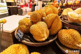 榴莲的季节来了，榴莲要怎么挑？感觉每次都在开盲盒图片
