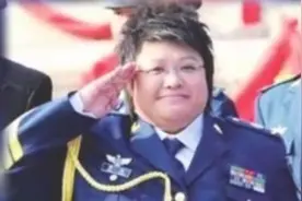 享有大校军衔正师级待遇,如今靠借钱做慈善的韩红,突然消失去哪了图片