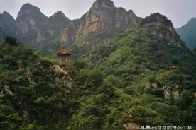 北京平谷，峭壁幽谷，怪石嶙峋，鬼斧神工一线天，徒步穿越走起图片