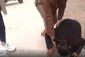 1套婚房有2主人，无法入住的房主哭诉：“开发商你咋不露面”图片