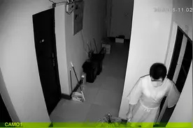 余杭一男子深夜偷女士内衣，甚至深夜变身“女装大佬”图片