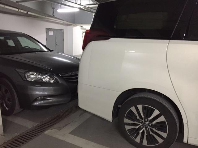 领事馆的车，从1号到5号，最贵的100万，便宜的20万