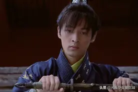 因《仙剑3》走红，变回女生打扮无人识，拖欠房租靠街头卖唱为生图片