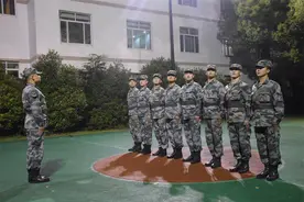 亮出文化“名片”展汽车兵风采图片