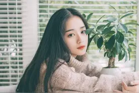 婆婆摆谱过头让三拜九叩，新娘点三支烟，把酒倒地上：够尊重了吧图片