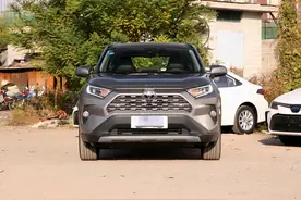 开完丰田荣放，再换到本田CR-V上，内行人：对比差距一目了然图片