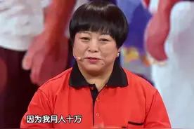54岁大妈靠摆煎饼摊月入10万，同样是摆摊，大妈究竟赢在哪图片