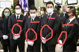 从何鸿燊葬礼学西装礼仪，何猷龙领口不一样，富贾大佬穿衣有讲究图片