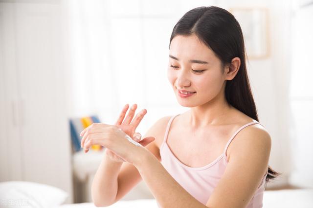 抹身体乳长痘痘