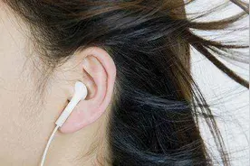 耳痛非小事！有可能得了中耳炎、耳疱疹、耳部肿瘤图片