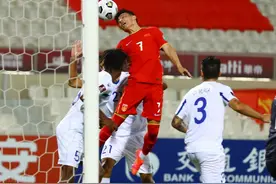 国足2-0菲律宾，两连胜奖金400万到账，球迷：打弱队，受之有愧图片