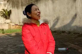 “板凳妈妈”开启学习新模式图片