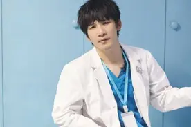 大张伟在线回怼教学：不要理会别人做你自己！人间精品不愧是你图片