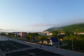 我家窗外的风景图片