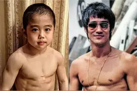 还记得那个模仿李小龙的孩子吗？年纪虽小，一身肌肉让人印象深刻图片