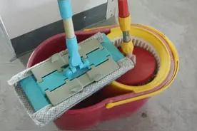 淘汰2种鸡肋拖把后，终于收获实用清洁神器，现在做家务真轻松图片