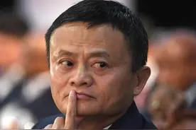 身价高达2732亿的马云，每天要缴纳多少税？说出来你可能不信图片