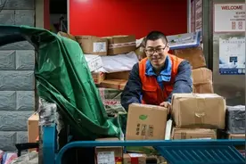 全网上调派件费！快递员的收入要涨了图片