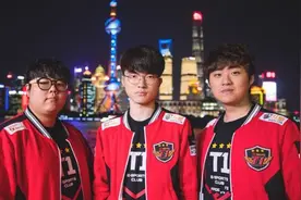 SKT被淘汰引粉丝不满，李哥致命失误没法洗，进S10有点难了图片