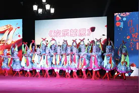 高新区昌盛路社区文化惠民迎“双节”图片