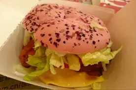 外国人常吃汉堡喝可乐，为什么身强体壮、生病少？和3种原因有关图片