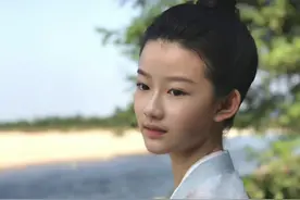 看到她这张脸，我就知道古偶剧女主“后继有人”了图片
