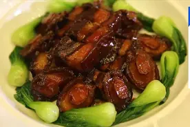 红烧肉和鲍鱼搭配在一起会擦出什么火花？图片