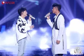 “勤深深组合”《月半小夜曲》，夜深人静，我的渴望你在聆听……图片